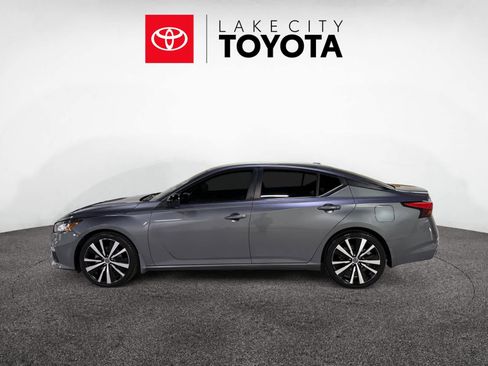 Used 2022 Nissan Altima 2.5 SR image 3