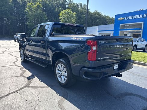 Used 2021 Chevrolet Silverado 1500 Custom AWD/4WD image 7