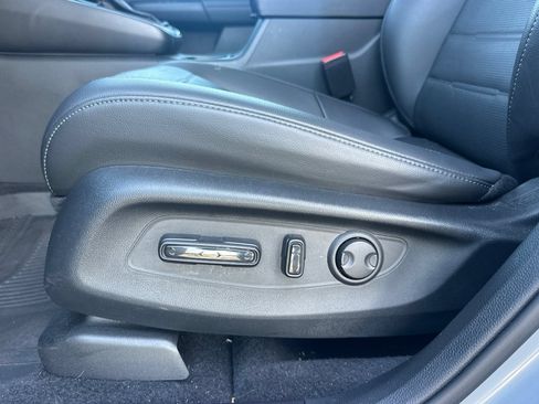 Used 2024 Honda CR-V EX-L image 13
