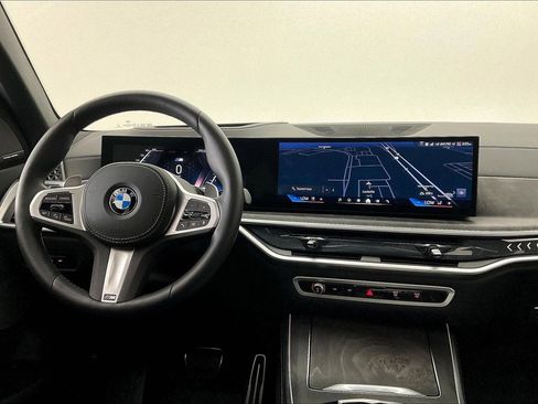 Used 2026 BMW X5 xDrive40i AWD/4WD image 4