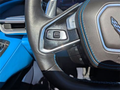 Used 2022 Chevrolet Corvette Stingray Premium Conv w/ Z51 Performance Package image 23