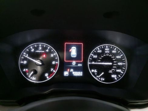 Used 2024 Subaru Outback Premium image 18