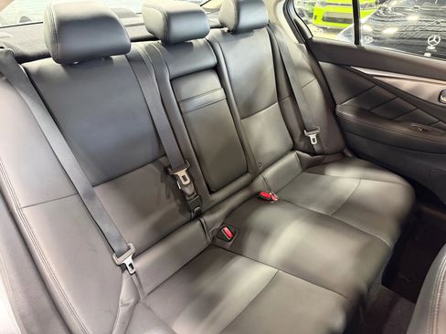 Used 2017 INFINITI Q50 3.0t Premium w/ 3.0T Premium Plus Package image 32