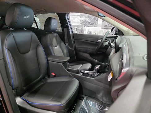 New 2026 Buick Encore GX Sport Touring w/ Comfort Package AWD/4WD image 16