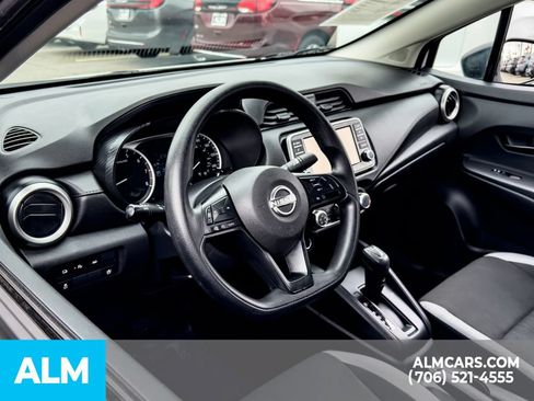 Used 2025 Nissan Versa S FWD image 8