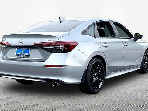 Used 2025 Honda Civic Sport image 6