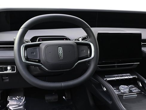 New 2026 Lincoln Nautilus Reserve w/ Jet Appearance Package image 12