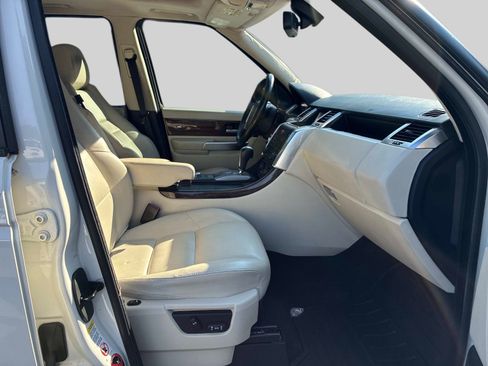 Used 2009 Land Rover Range Rover Sport Supercharged AWD/4WD image 7