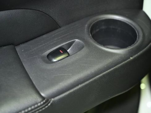 Used 2018 Nissan Pathfinder SV image 54