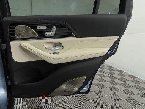 New 2026 Mercedes-Benz GLS 580 4MATIC image 28