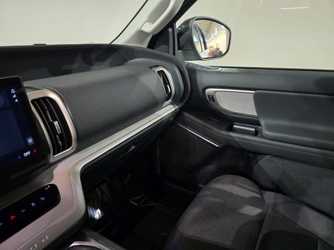 New 2026 Ford Expedition Active image 34