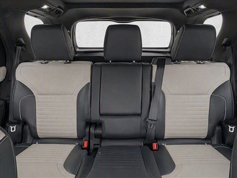 Used 2021 Land Rover Discovery HSE R-Dynamic AWD/4WD image 28