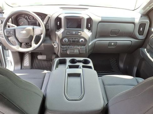 Used 2025 Chevrolet Silverado 2500 Custom w/ Custom Value Package AWD/4WD image 7