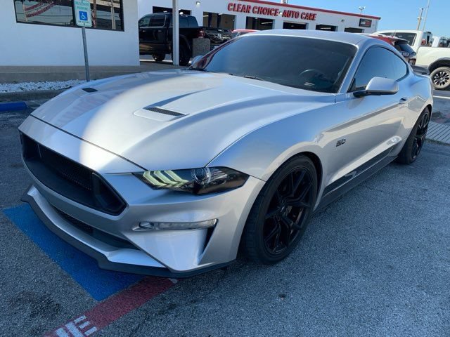 Used 2018 Ford Mustang GT RWD image 8