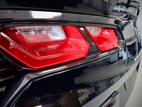 Used 2016 Chevrolet Corvette Stingray Convertible w/ 2LT Preferred Equipment Group RWD image 10