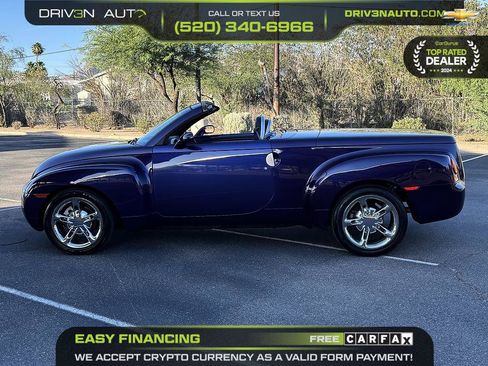 Used 2004 Chevrolet SSR w/ Preferred Equipment Group RWD image 7