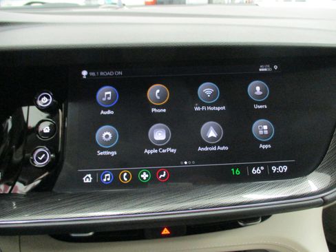 Used 2023 Buick Envision Essence image 21