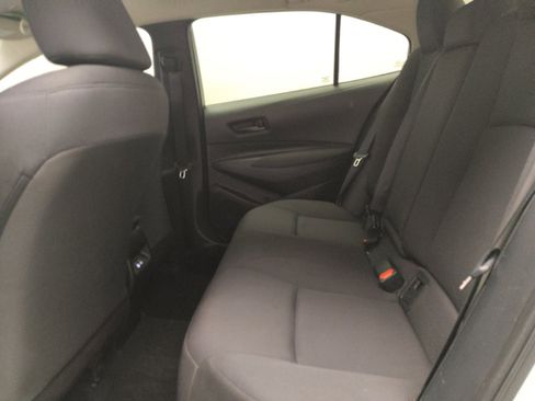 Used 2024 Toyota Corolla LE image 18