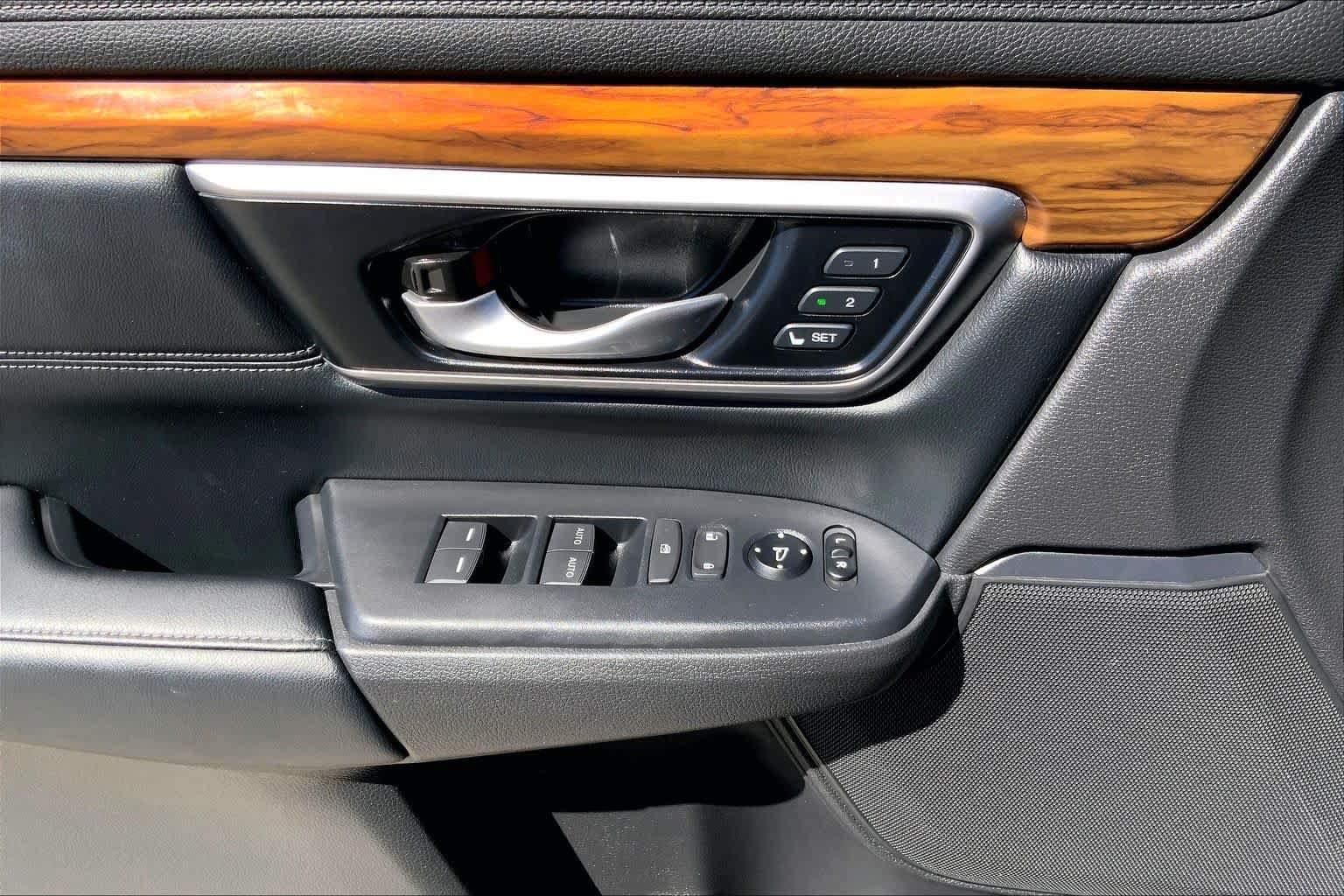 Used 2022 Honda CR-V Touring image 33