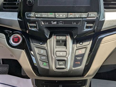 Certified 2023 Honda Odyssey Touring image 14