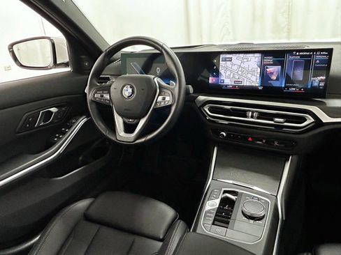 Used 2024 BMW 330i xDrive Sedan w/ Premium Package AWD/4WD image 10
