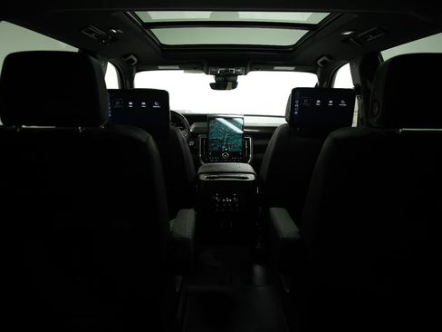 New 2026 GMC Yukon XL Elevation w/ Elevation Premium Package AWD/4WD image 14