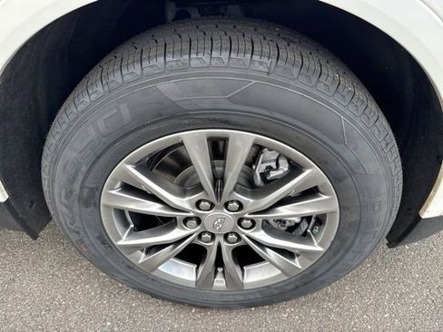 Used 2022 Cadillac XT5 Premium Luxury FWD image 30