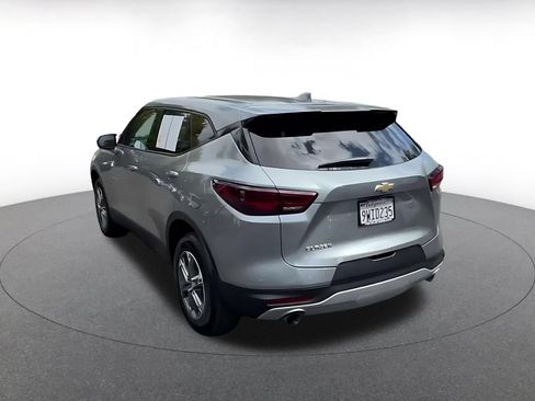 Used 2026 Chevrolet Blazer LT FWD image 9