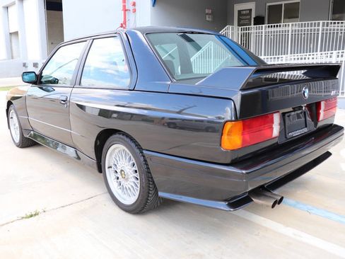Used 1987 BMW M3 image 8