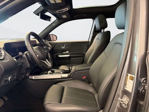 Certified 2023 Mercedes-Benz GLB 250 4MATIC image 18