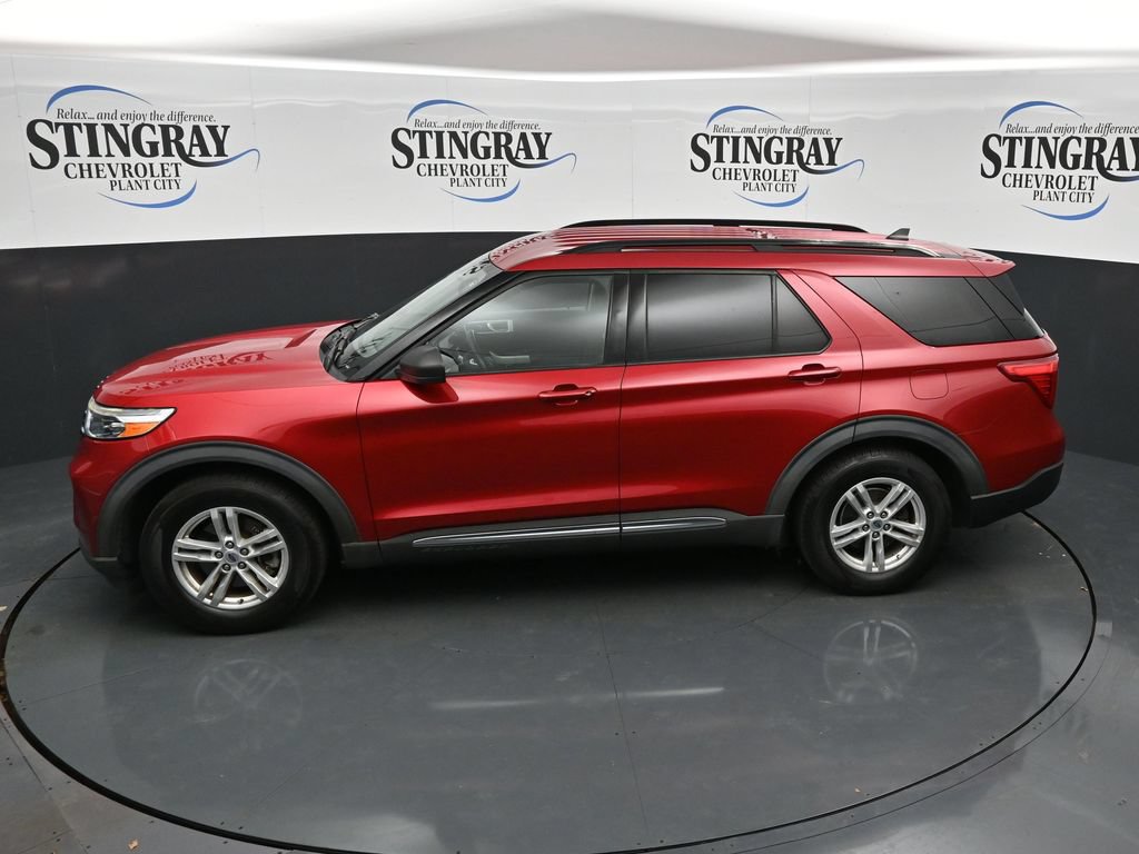 Used 2021 Ford Explorer XLT w/ Equipment Group 202A RWD image 21