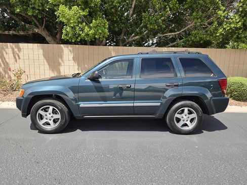 Used 2005 Jeep Grand Cherokee Laredo image 15