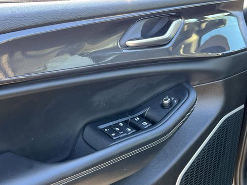 Used 2021 Jeep Grand Cherokee L Laredo w/ Luxury Tech Group I image 15