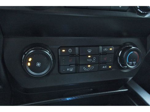 Used 2019 Ford F150 XLT w/ Equipment Group 302A Luxury image 23