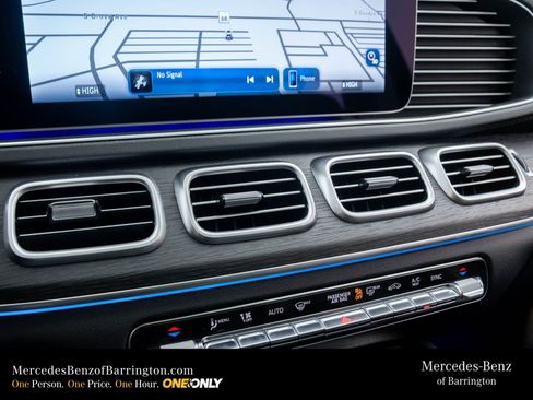 New 2026 Mercedes-Benz GLS 450 4MATIC image 31