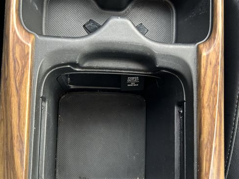 Used 2020 Honda CR-V Touring image 38