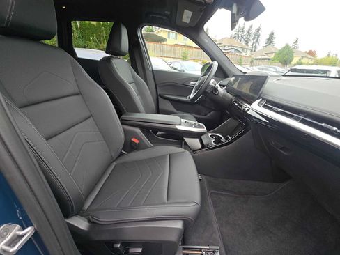 Used 2026 BMW X1 xDrive28i w/ Technology Package AWD/4WD image 11