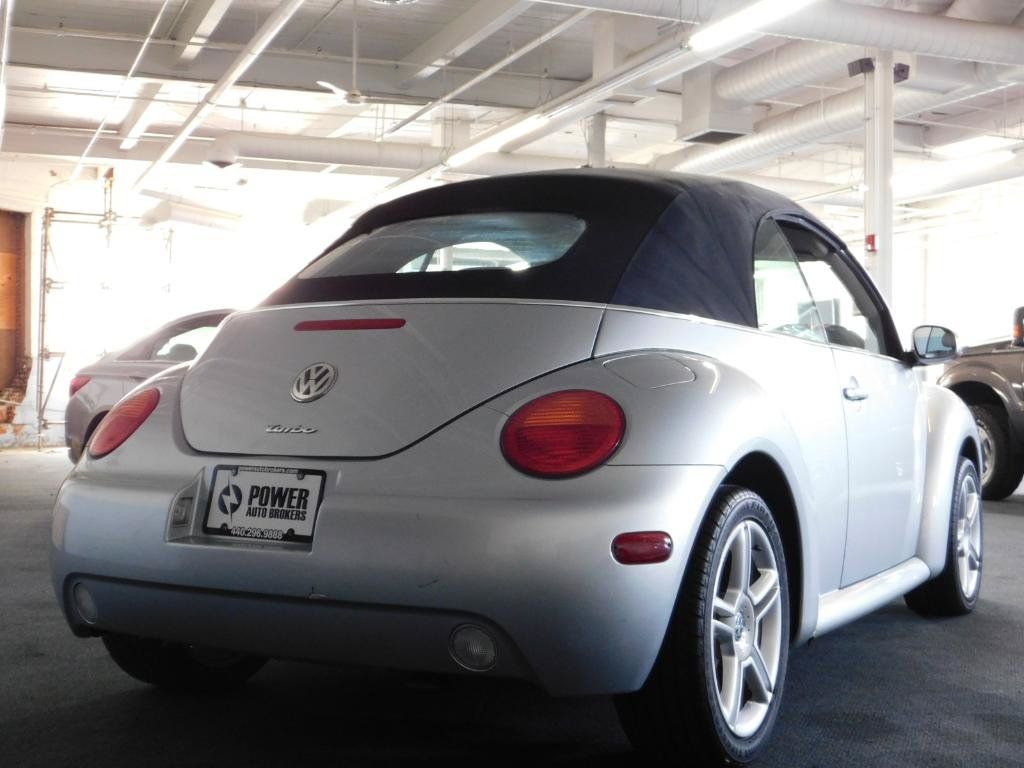 Used 2005 Volkswagen Beetle GLS FWD image 6