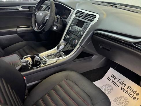 Used 2016 Ford Fusion SE w/ Equipment Group 201A image 33