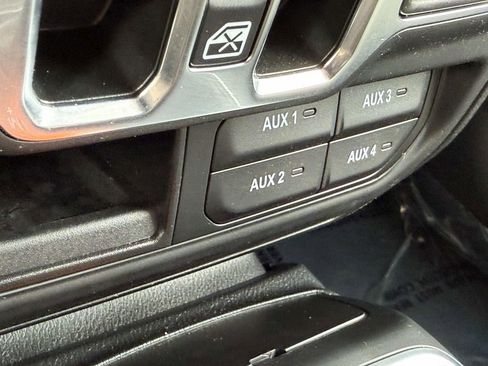 Used 2024 Jeep Wrangler Unlimited Sport AWD/4WD image 30