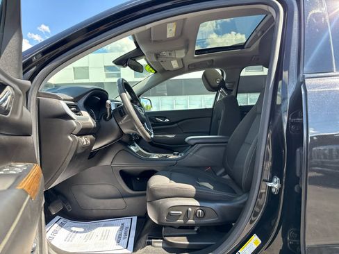 Certified 2023 GMC Acadia SLE w/ Driver Convenience Package AWD/4WD image 14
