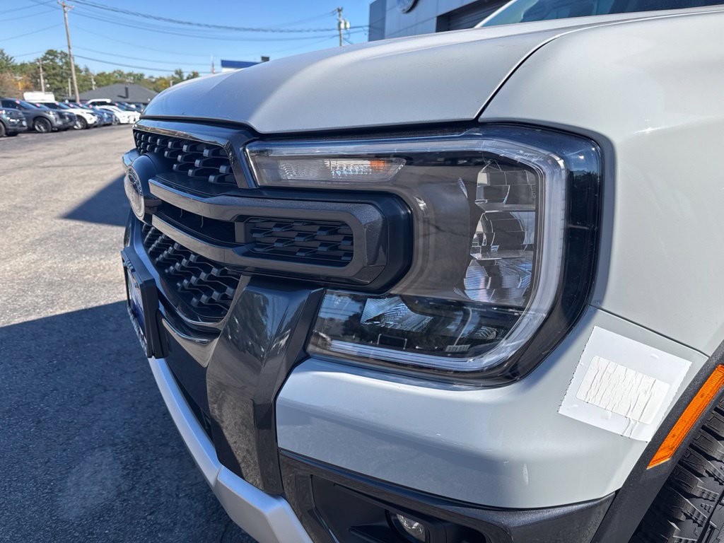 New 2026 Ford Ranger XLT w/ Equipment Group 301A High AWD/4WD image 4