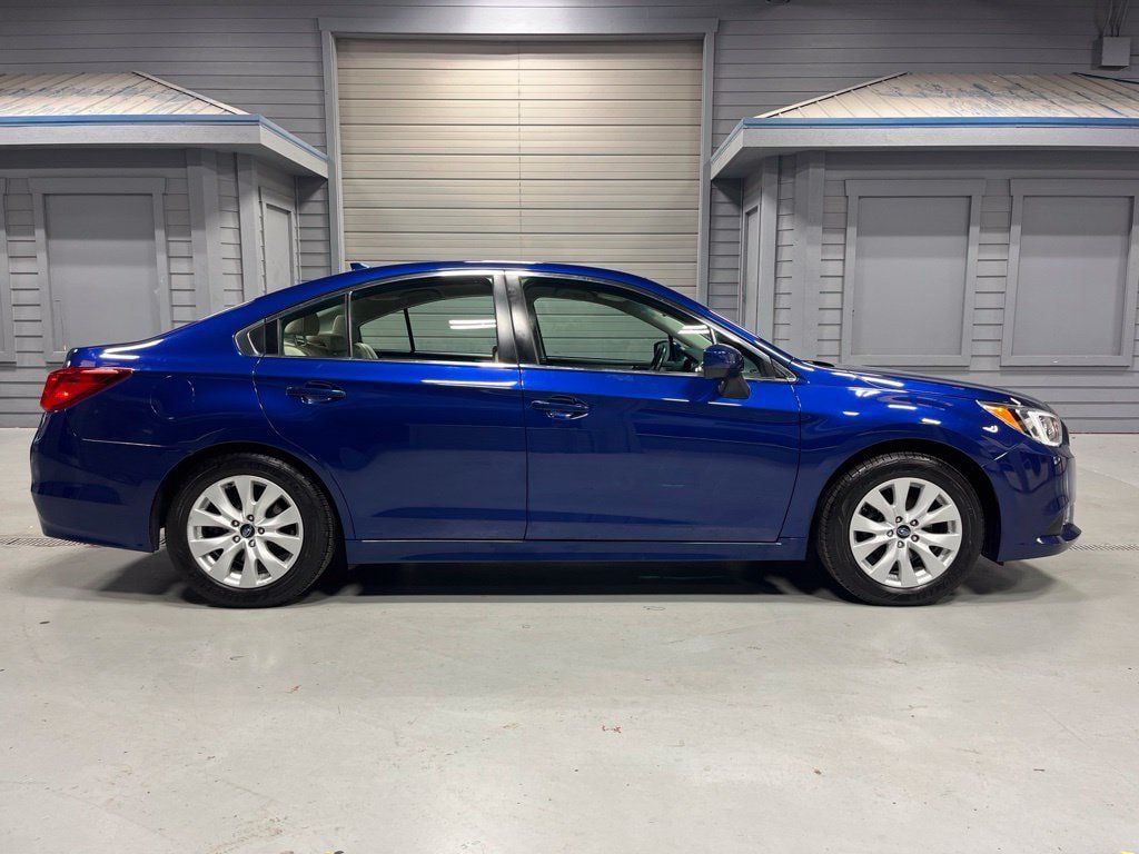 Used 2017 Subaru Legacy 2.5i Premium AWD/4WD image 8