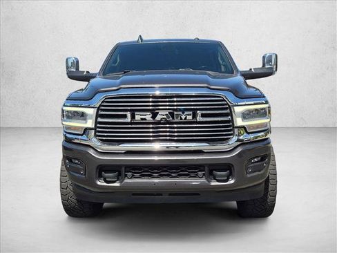 Used 2022 RAM 2500 Laramie AWD/4WD image 3