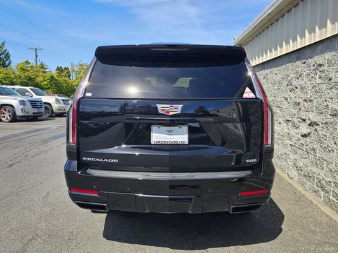 Used 2025 Cadillac Escalade Sport Platinum AWD/4WD image 5