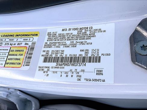 Used 2017 Ford Fusion SE w/ Fusion SE Technology Package FWD image 36