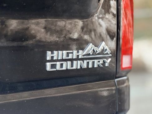 Certified 2024 Chevrolet Silverado 2500 High Country w/ Technology Package image 29