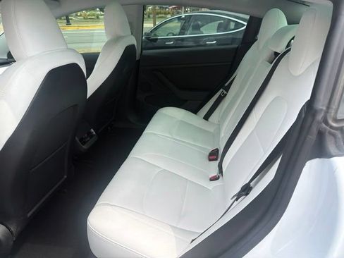Used 2023 Tesla Model 3 Standard Range RWD image 17