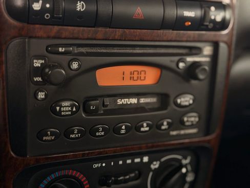 Used 2001 Saturn L-Series L200 FWD image 42