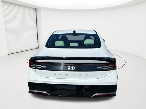 Used 2024 Hyundai Sonata SEL FWD image 6